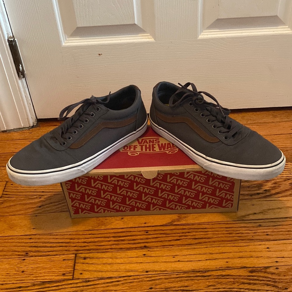 VANS SNEAKERS
